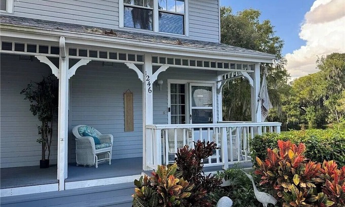 Inverness Condo | Entire condo overlooking the canal with a community pool in charming Inverness