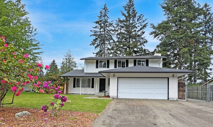 East Port Orchard House | Entire home in Port Orchard, Washington with Game Room, Fire Pit and RV Parking