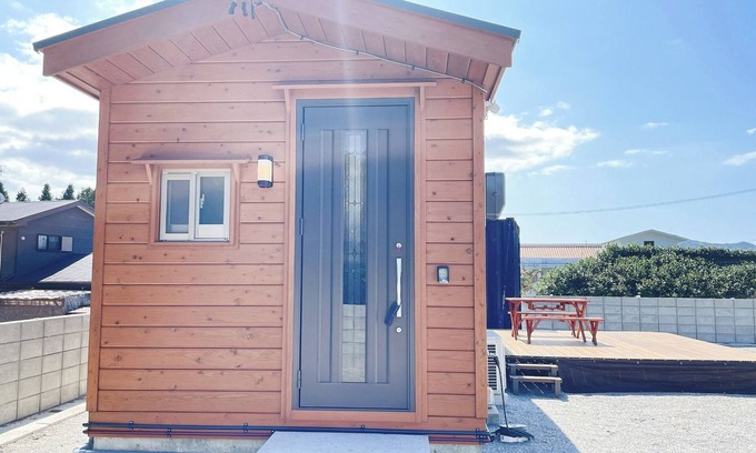 Sakiyama Cottage | Entire house available Wheelchair accessible log house for up to 5 people /Kunigami-gun Okinawa