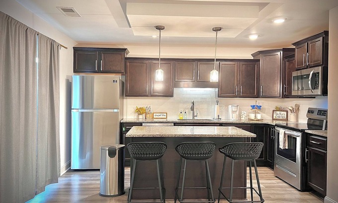 Clarksville House | Entire House for you near Casino and Ft. Campbell