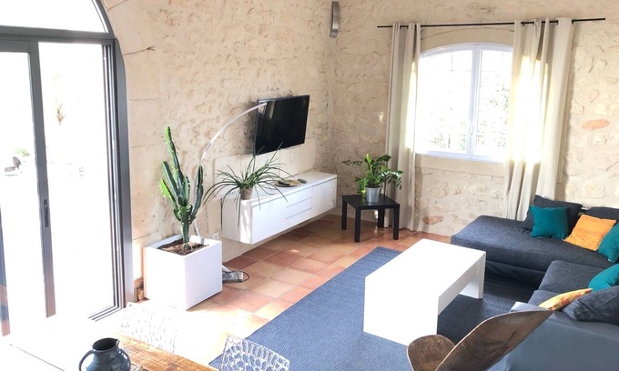 Baillargues House | Entire loft quiet Large terrace, authentic, private close little shop✨