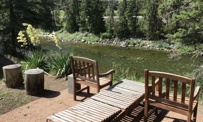 Okanagan-Similkameen House | Entire Private Floor of Riverside Home - Sleeps 6 - 8 Guests! Perfect getaway!