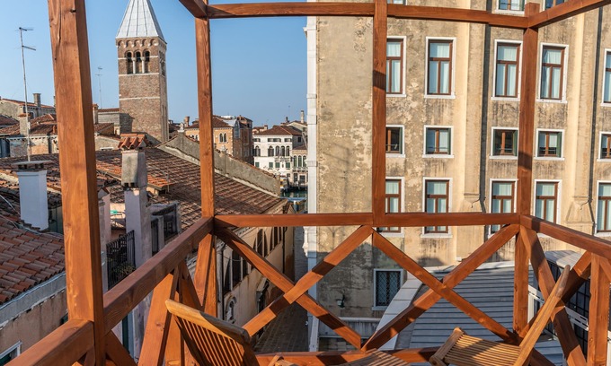 San Marco House | Entire renovated 16th Cent. Palazzo in Venice's most exclusive S. Marco area