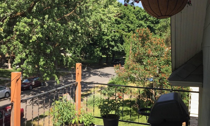 Cliff - Cannon Apartment | Entire top floor of Historic Duplex
