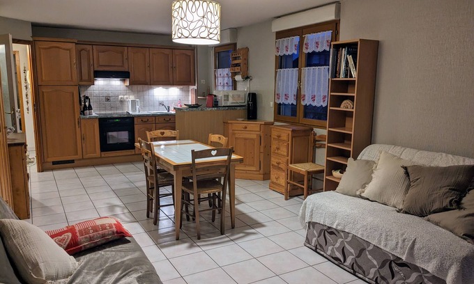 Thones Apartment | Entre lac et Montagnes, Appartement Cosy Dans un Environnement Calme !
