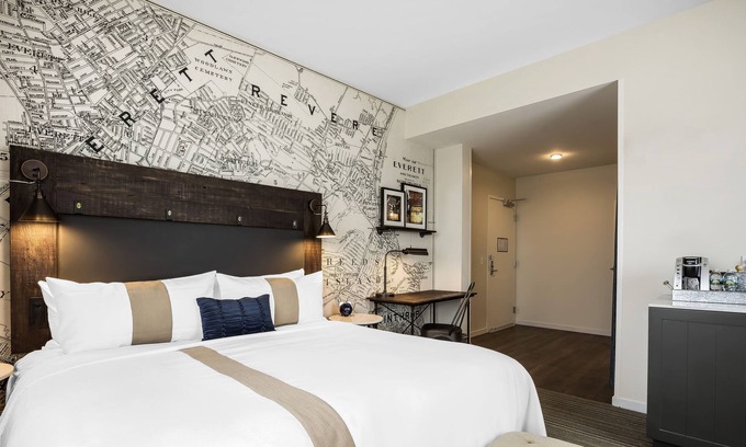 Everett Hotel | enVision Hotel Boston - Everett, Ascend Hotel Collection