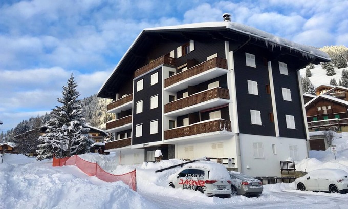 Morgins Apartment | Eperon 8 - Two Bedroom Apartment, Sleeps 5