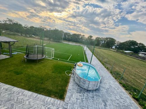 Vladeni Villa | EPIC Vila Brașov, Cristian