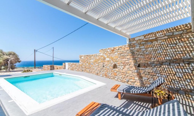 Tinos Town Villa | Epsilon Villa by TinosHost