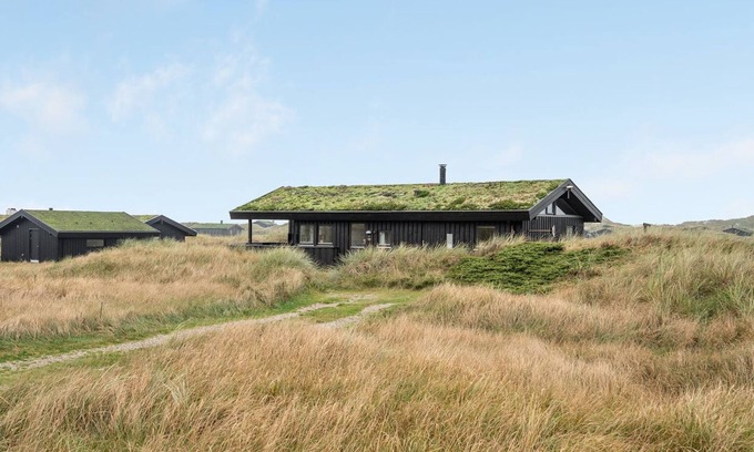 Rødhus House | "Eri" - 300m from the sea by Interhome
