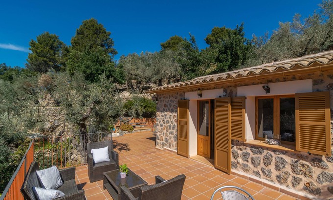 Fornalutx House | ES COLL D'EN PASTOR - Beautiful stone house with spacious terraces amidst the mountains. F