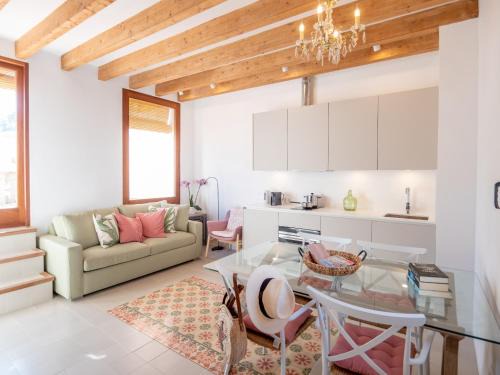 Ibiza City Centre Apartment | Es Palauet New duplex in Ibiza center with Dalt Vila views