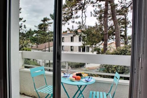 Saint-Georges-de-Didonne Apartment | Escale à la mer, plage de Royan à pied et balcon