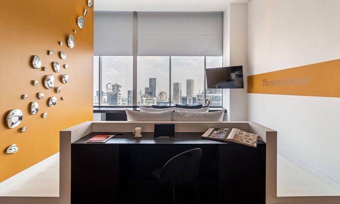 Santa Fe Apartment | Escape Master Suite by Kukun