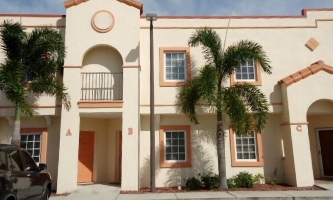 Deep Creek Condo | Escape the cold Golf course view