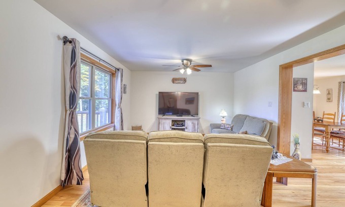 Parksville House | "Escape to Enchanting Elegance: Your Catskills Retreat Awaits on VRBO!"
