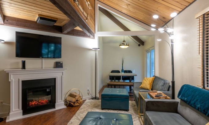 Whitefish Condo | Escape to Ptarmigan Village 28