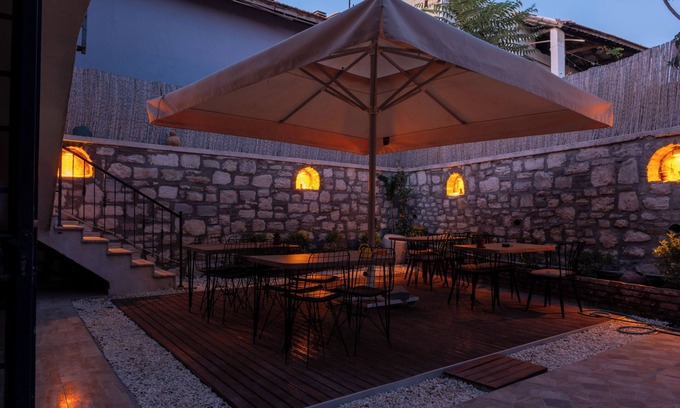 Urla Hotel | ESKİ URLA