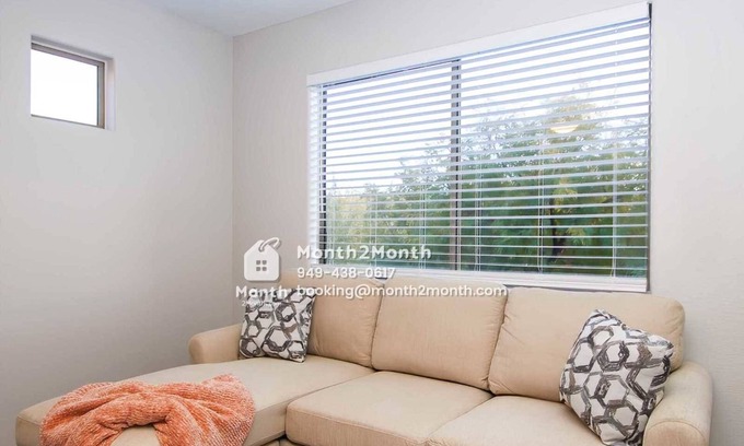 Norterra House | Estate on Big Oak St #41649