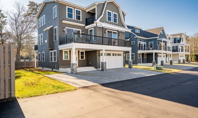 Southern Coast House | Estate w/Water Views! Steps to Beach! Sleeps 14!