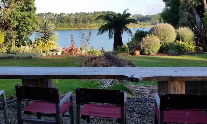 Whakamarama Apartment | Estuary Edge - A Slice of Paradise
