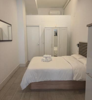 Los Tilos Apartment | ESTUPENDO PISO a 3 min ESTACIÒN DE TREN MARIA ZAMBRANO Y BUS