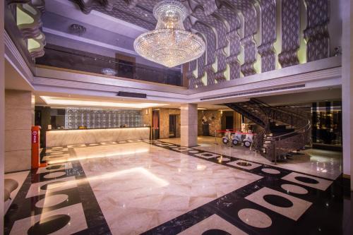 West District Hotel | Esun Villa Hotel