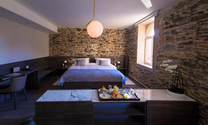 Beyssac Hotel | Etoile de Pompadour