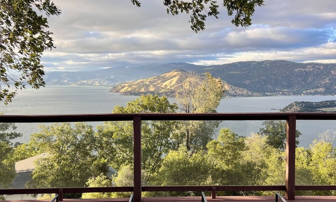 Kelseyville House | Evergreen Lakeview