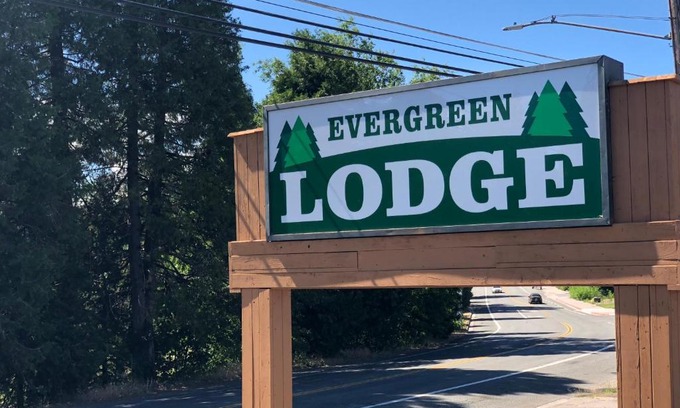 Mount Shasta Cabin | Evergreen Lodge