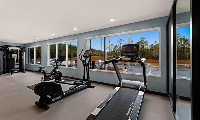 South Eliot Hotel | Everhome Suites Portsmouth - Newington