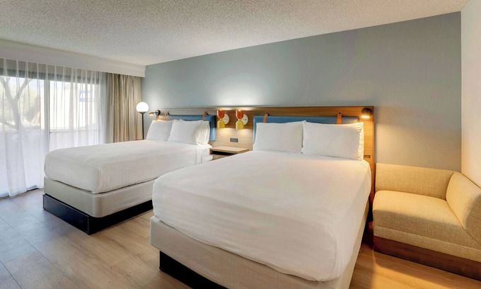 Mayo Clinic Hotel | Everything You Need For The Perfect Vacation! w/Outdoor Pool, Pets are Allowed!