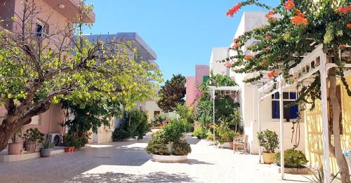 Gournai Hotel | Evina Rooms & Suites