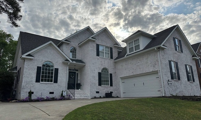 Martinez House | Excellent Masters Rental - 5 Miles from Course!