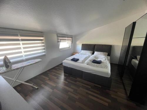 Nordend Apartment | Excellentas Messe Apartment Frankfurt Room Agancy