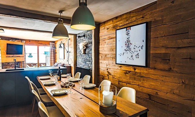 Val-Thorens Apartment | exceptional apartment for 6 people. Completely renovated by an interior designer, Warm.