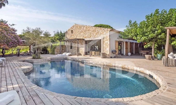 Grimaud House | EXCEPTIONAL MODERN VILLA