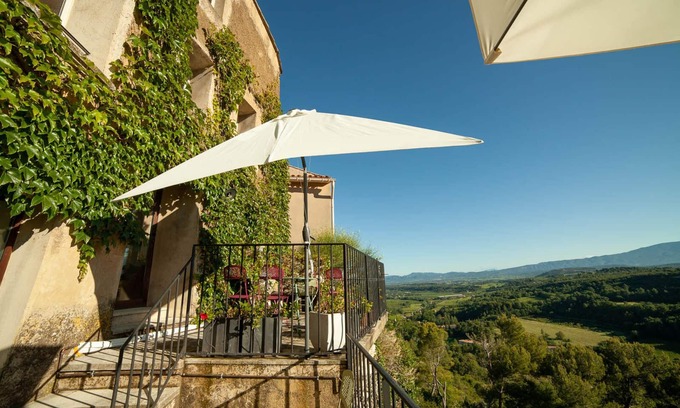 Venasque House | Exceptional view of Mont Ventoux. Charming house, cosy and friendly