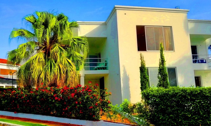 Melgar Villa | EXCLUSIVA CASA QUINTA MELGAR, AMPLIA, CONFORT, PISCINA PRIVADA