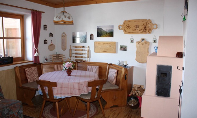 Hochkrimml Apartment | Exclusive 2 room non-smoking apartment in the ski area at 1700m, underground parking