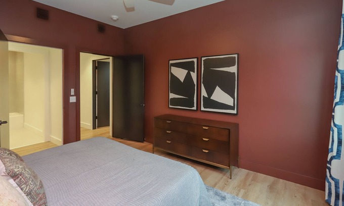 Historic Waverly Condo | Exclusive 4 bed/3 bath in Amazing Location