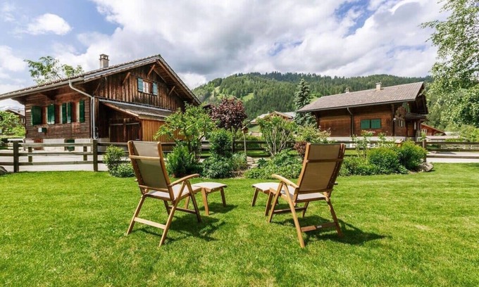 Gstaad Apartment | Exclusive Apartment near Promenade Gstaad Center