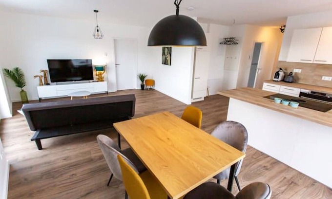 Mietersheim Apartment | Exclusive COZY 3-room penthouse with large roof terrace *near Europa Park*