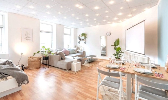Kiel Apartment | Exclusive luxury apartment in the center by the sea