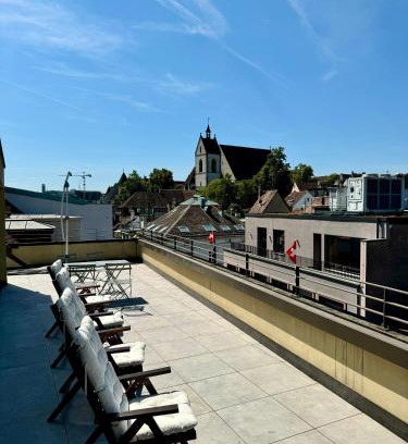 Basel City Centre Apartment | Exclusive Rooftop Duplex Penthouse - 200sqm - 280 Panoramic Views - Downtown