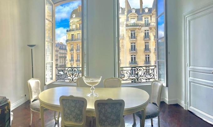 6th Arrondissement Apartment | Exclusive Suite Parisian Palace