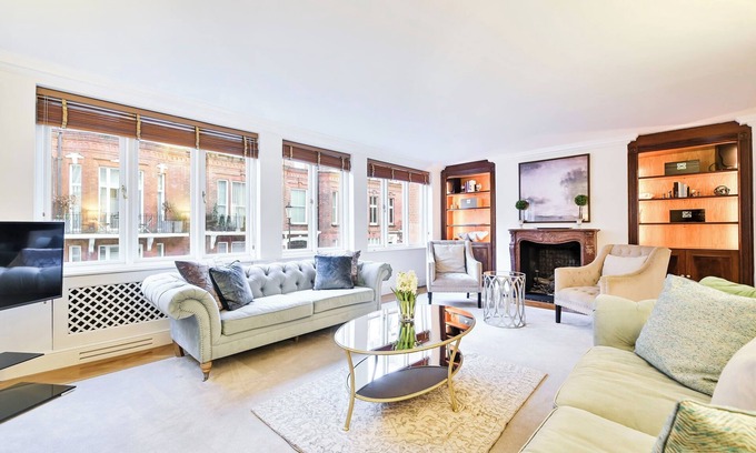 Belgravia House | Exclusive Townhouse next to Harrods.