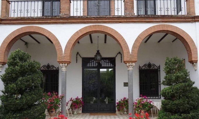 Hornachuelos House | Exclusive villa, pool & nature