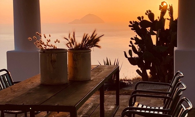 Lipari Villa | exclusive villa with a wonderful view