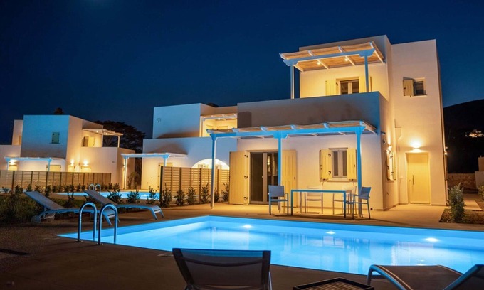 Drios Villa | Excuisite Paros Villa | Villa Solena | 1 Bedroom | Private Pool | Modern Design.